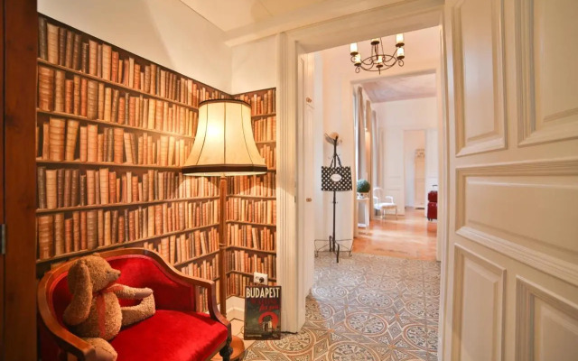 Nadi's Home – Heart of Budapest