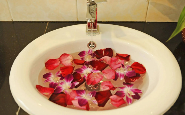 Relax Inn Boutique