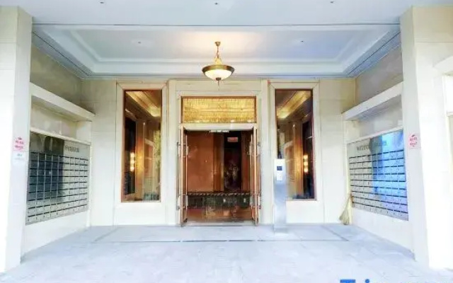 Xinyue Boutique Movie Homestay (Shandong University of Technology)