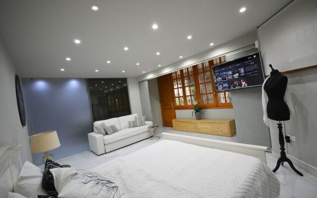 Jootiq Loft