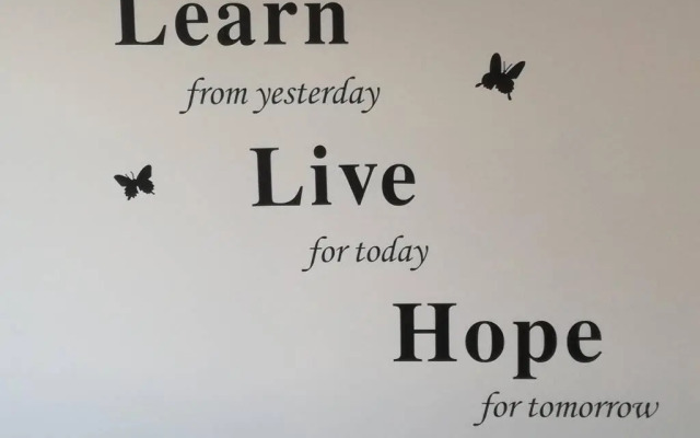 Ria Center Apartment - Left