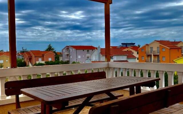 Zeljak Apartments