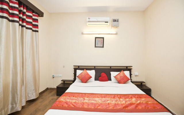 OYO Rooms Cyber Hub DLF