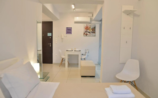 Alekos Apartments