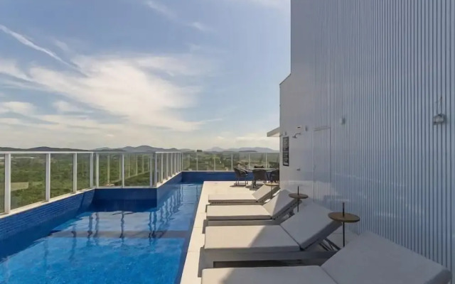 3BR Apt w/ Pool & gym 180m - Ltt803