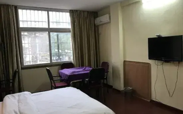 Tonggu Lantian Business Hotel