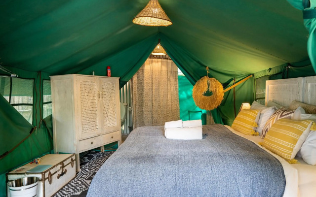 Ol Losowan House, Karen