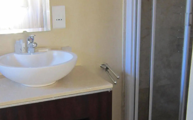 La Roche Guest House