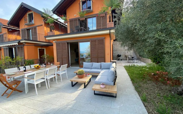 teresita in baveno with 3 bedrooms and 2 bathrooms
