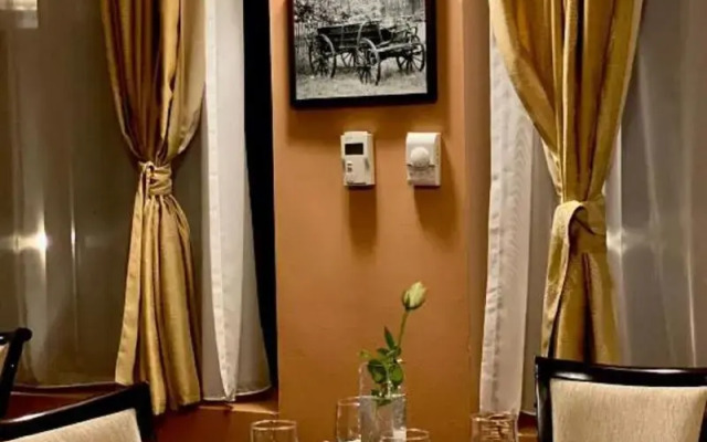 Hotel Oxford Inn & Suites