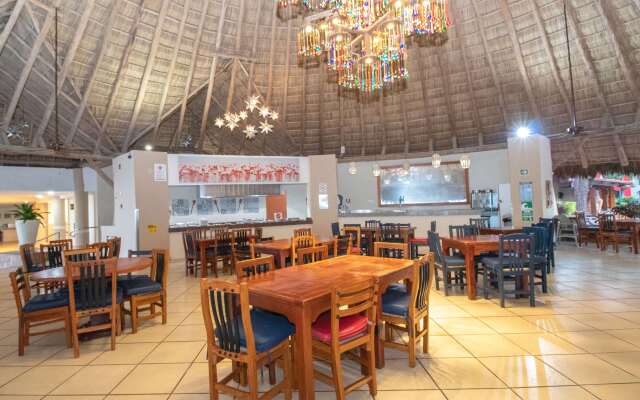 Royal Decameron Complex