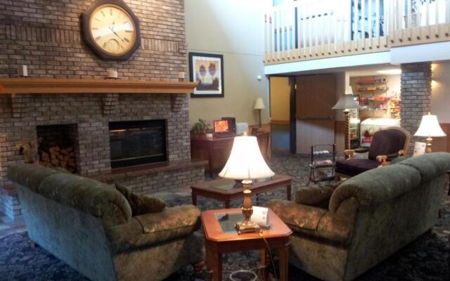 Cobblestone Hotel & Suites – Wisconsin Rapids