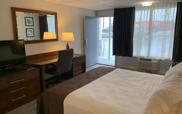 The Retro Hotel