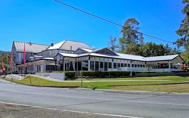 Canungra Hotel