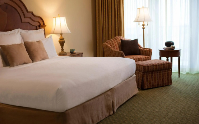 Renaissance Tulsa Hotel & Convention Center