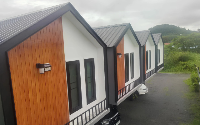 N&N HOUSE Laem Hin