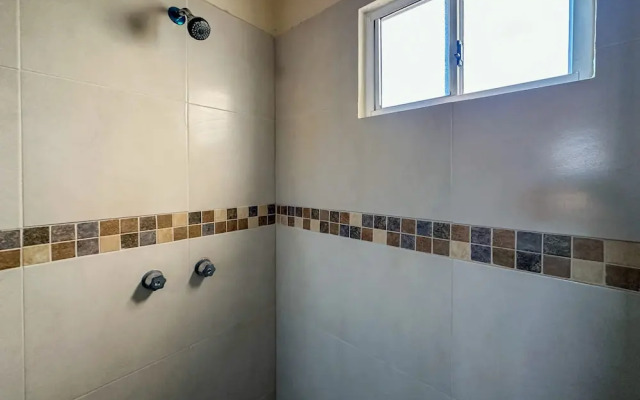 Casita With Excellent in Town Location