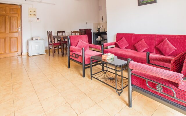 OYO 12423 Home Pool View 1BHK Candolim