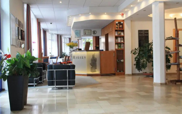 HOTEL RIESENJunior by Trip Inn