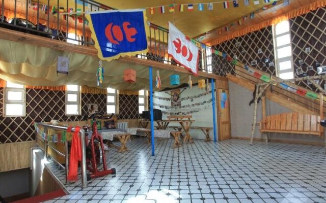 Manzhouli Volga River International Youth Hostel