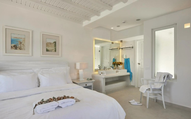 Petinos Beach Hotel