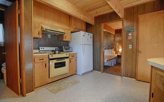 Classic Tahoe Bunkhouse Style Cabin #193