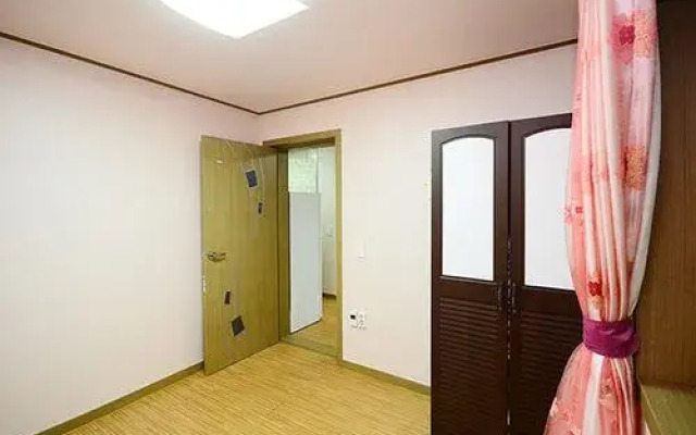 Mongsanpo Sound of Sea Wave Pension