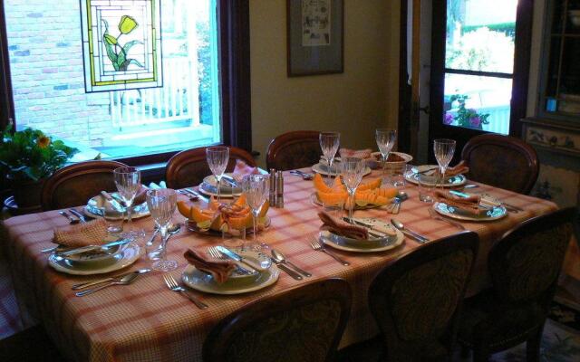The Caversham House Bed and Breakfast
