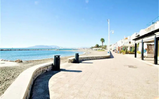 Holiday Beach Apartments Veronica