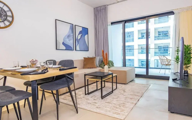 Bloomfields Stylish 1Br Binghatti Creek