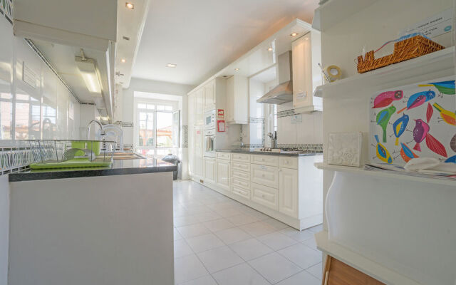 Blue Boutique Hostel & Suites