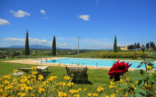 Belvilla by OYO Holiday Home With Pool in Stabbia
