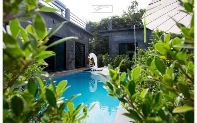 Rayong Pool Villa & Camping