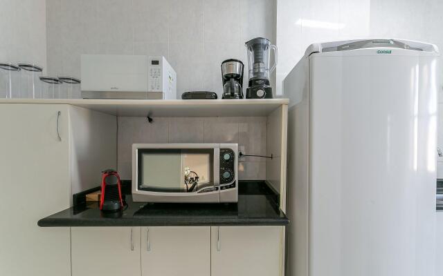 Vista lateral MAR em ótima Localização #CA36