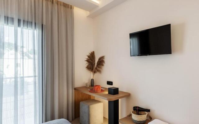 Chora Suites, Premium Key Collection
