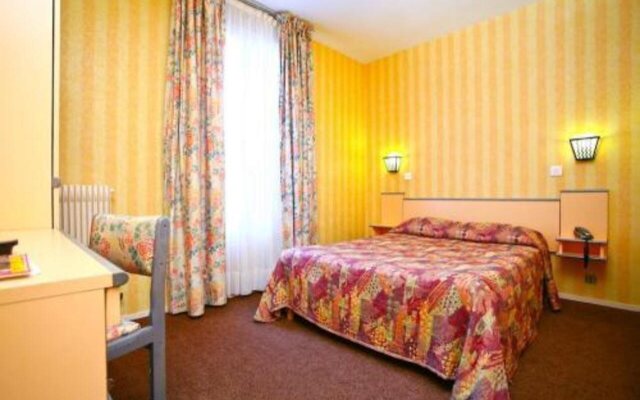 Hôtel de la Perdrix Rouge