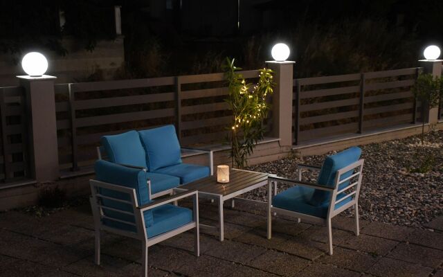 Theano Suites