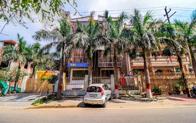 Fabhotel Gaba Corporate Suites