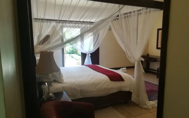 The Moon and Sixpence Garden Guest House