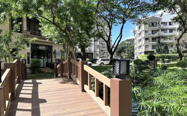 Rosewood Pointe Luxury Residences