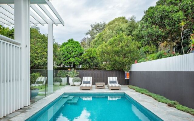 Bronte Pacific Views by Onefinestay