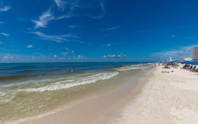 Colonnades 1201 4 Bedroom Condo