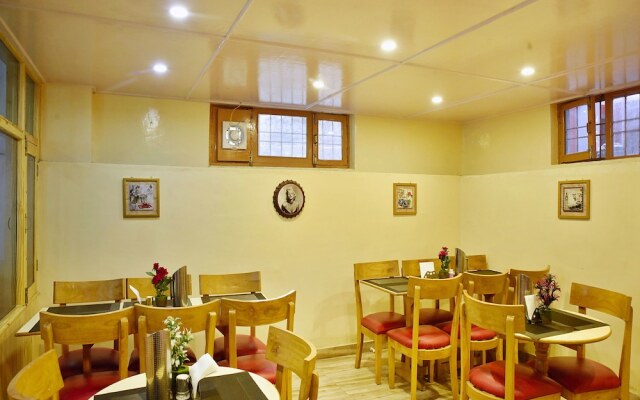OYO Flagship 4637 Hotel K Square
