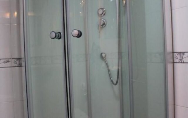 Dongfang Hotel