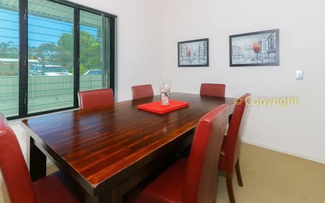 Serenity 3 Bedroom Holiday Apartment