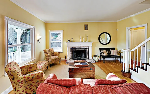Quiet Wine Country Home Home