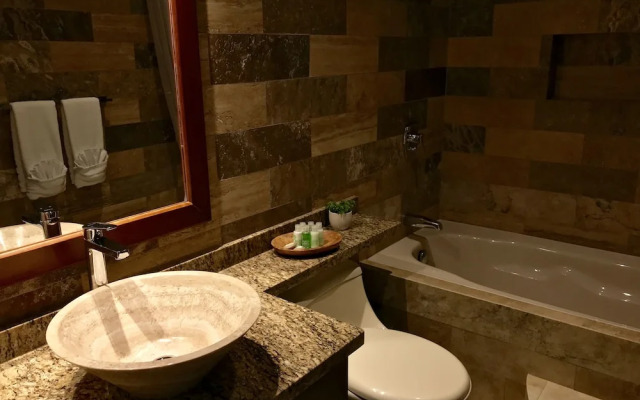 Ilalo Garden Hotel & Restaurant