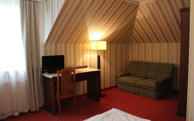 Hotel Zajazd Polonez