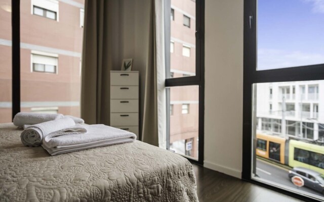 Stylish + Chic City Ap. *WiFi *Netflix