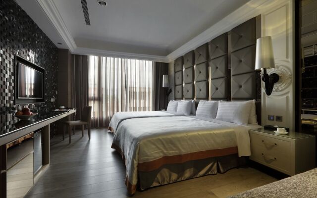Puli Ease Hotel